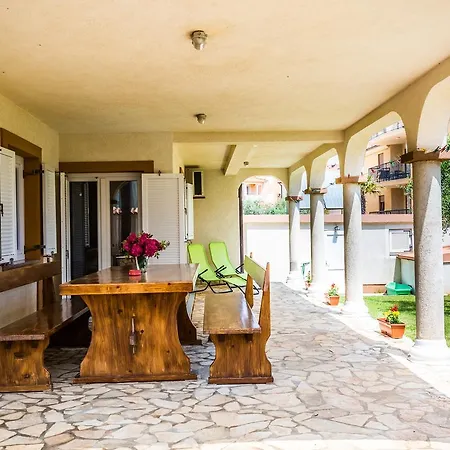 Carolina Apartamento Ližnjan