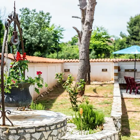 Carolina Apartamento Ližnjan